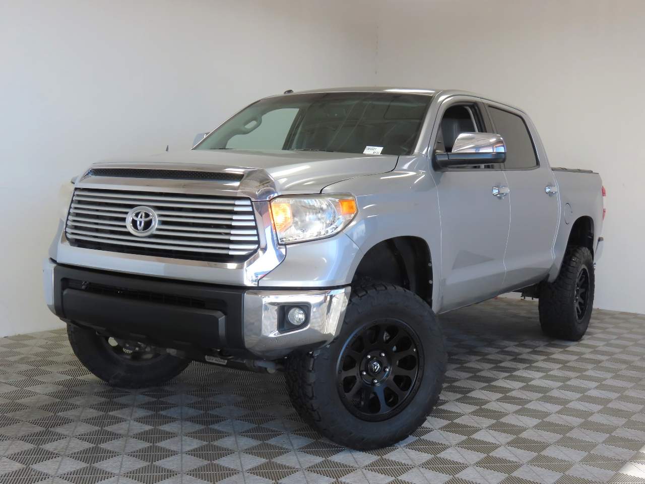 Silver Sky Metallic 2017 Toyota Tundra Pickup Truck 4X2 6-Speed Automatic