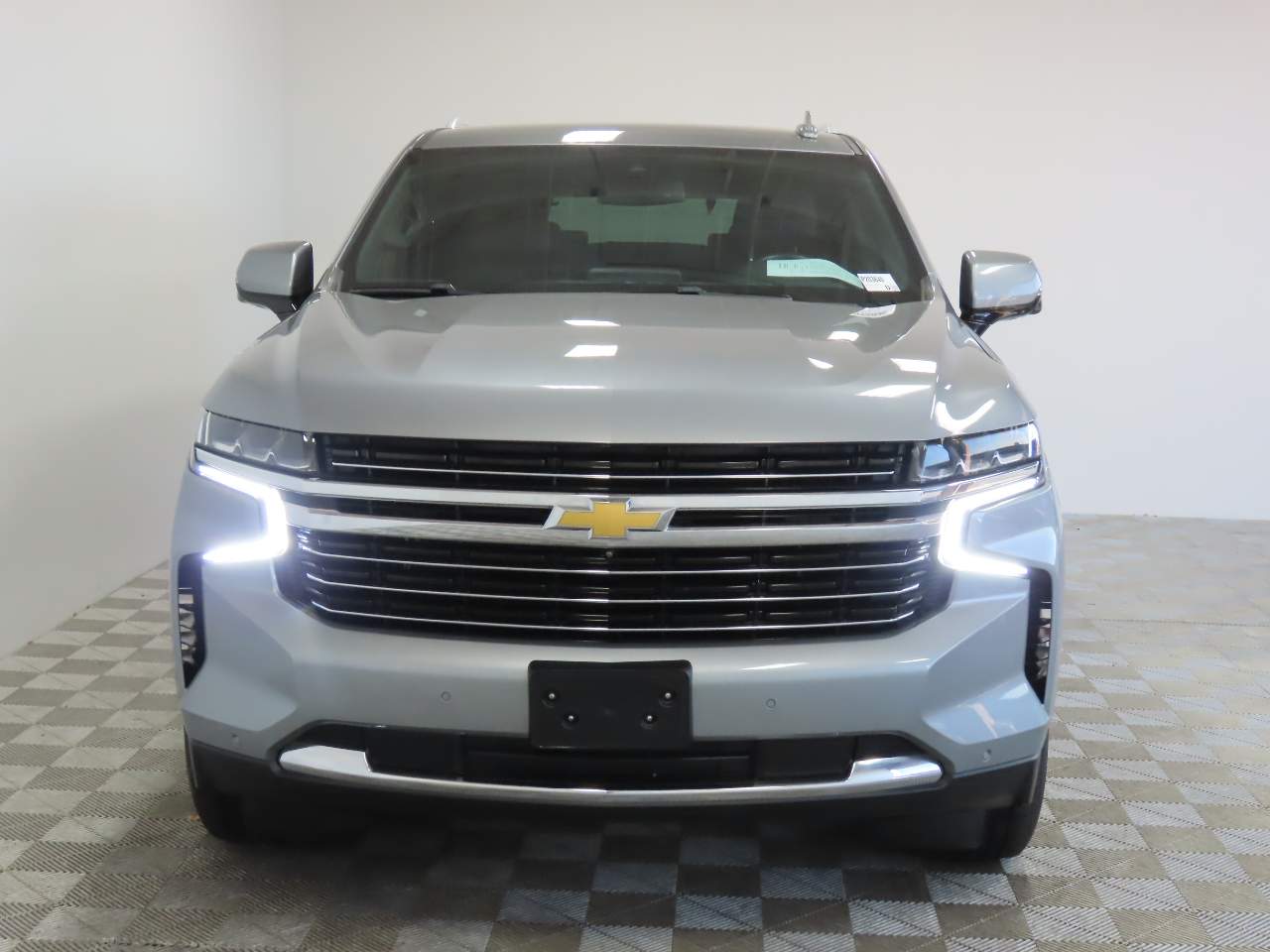 Used 2023 Chevrolet Tahoe LT with VIN 1GNSKNKD3PR292000 for sale in Scottsdale, AZ