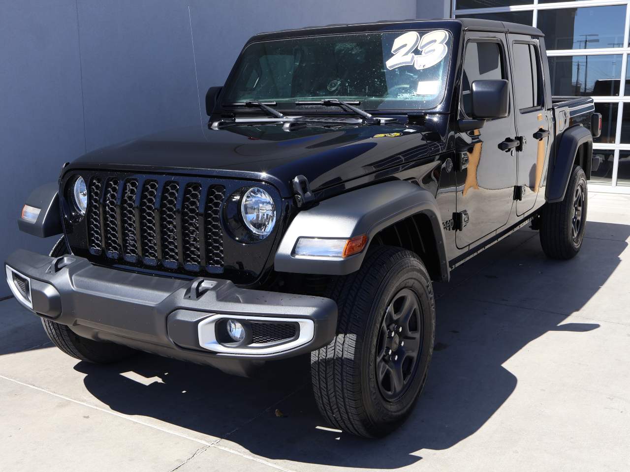 2023 Jeep Gladiator Sport