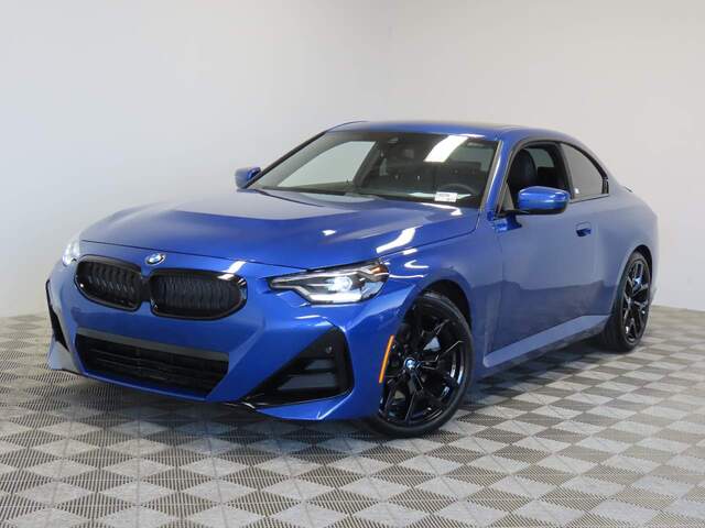 2025 BMW 2-Series 230i