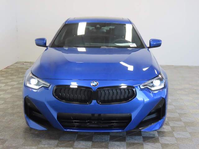 2025 BMW 2-Series 230i