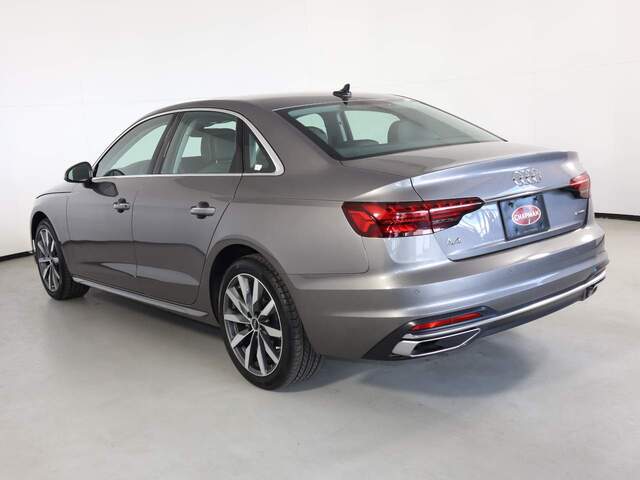 2022 Audi A4 quattro Premium Plus 40 TFSI