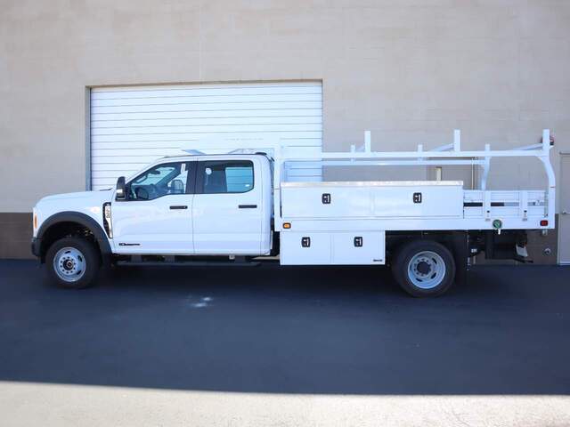 2024 Ford F-550 Super Duty Crew Cab Chassis