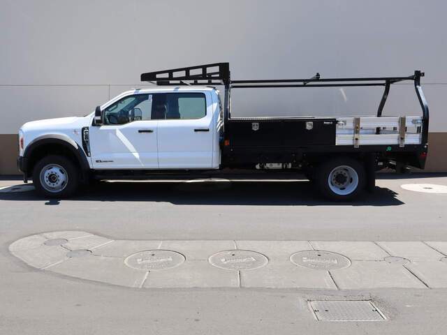 2024 Ford F-550 Super Duty Crew Cab Chassis