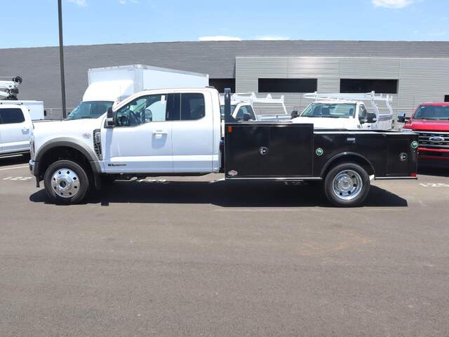 2024 Ford F-550 Super Duty Extended Cab Chassis