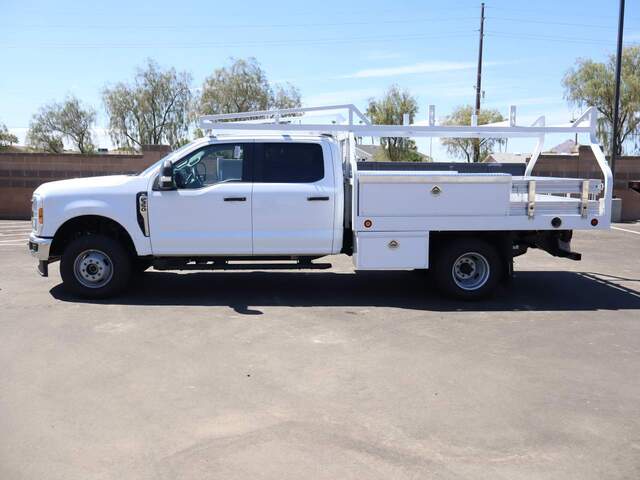 2024 Ford F-350 Super Duty DRW Crew Cab XL