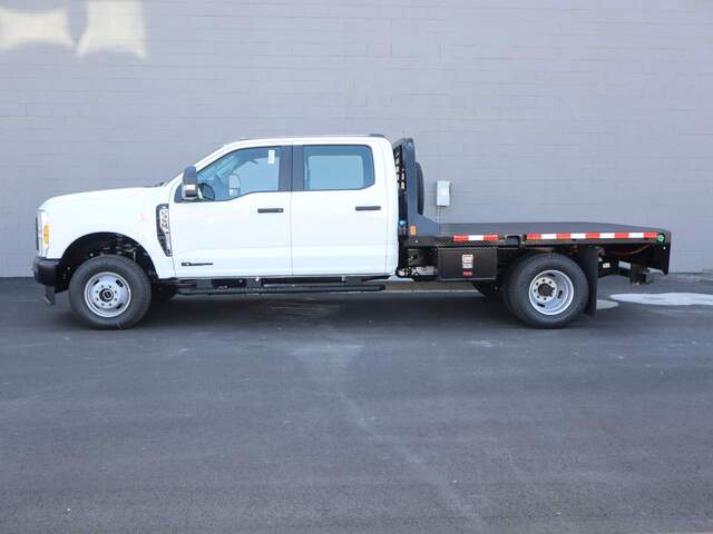 2024 Ford F-350 Super Duty Crew Cab Crew Cab Chassis