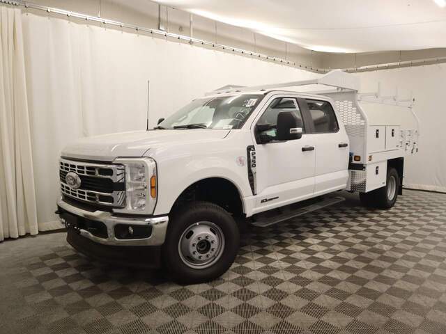 2024 Ford F-350 Super Duty DRW Crew Cab XL