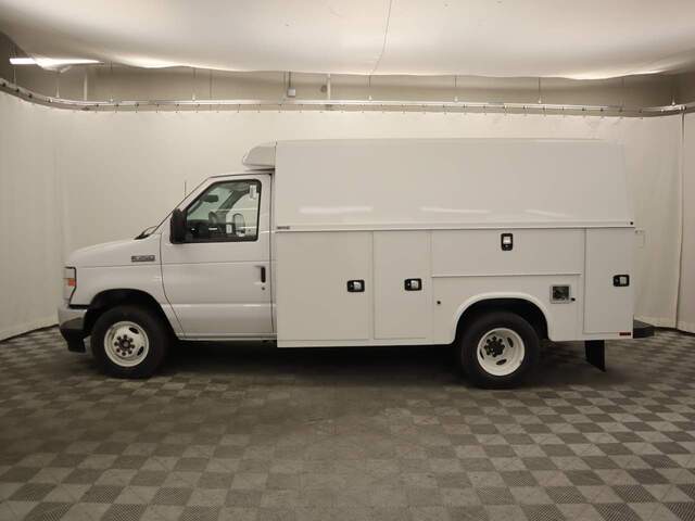 2024 Ford E-Series E-350 SD