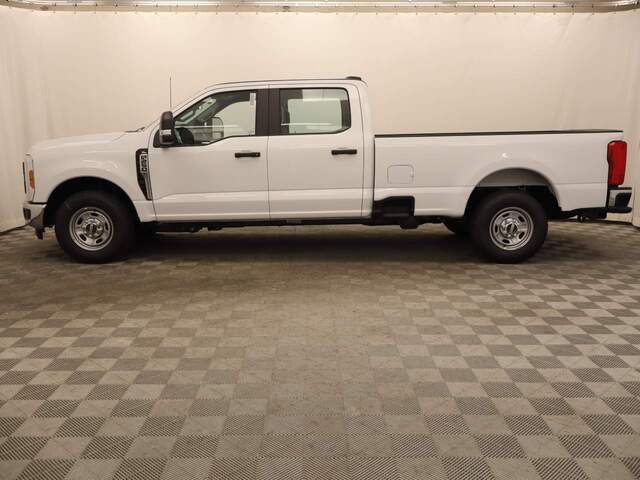 2024 Ford F-250 Super Duty Crew Cab XL