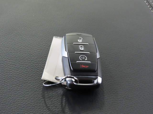 2025 Ram 1500 Laramie Crew Cab