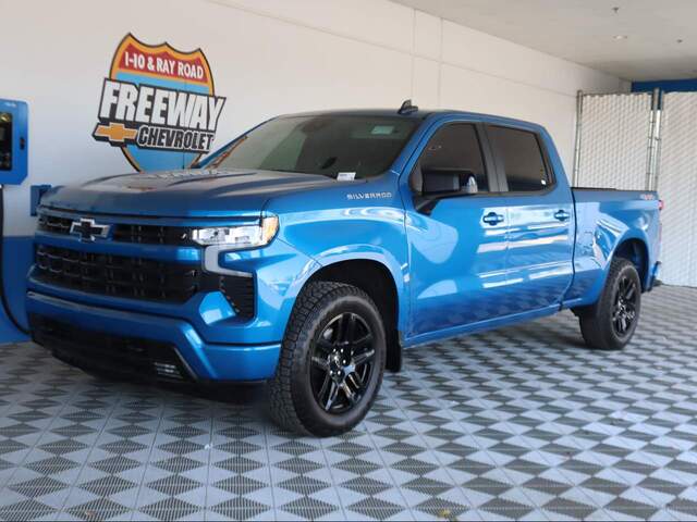 2022 Chevrolet Silverado 1500 RST Crew Cab