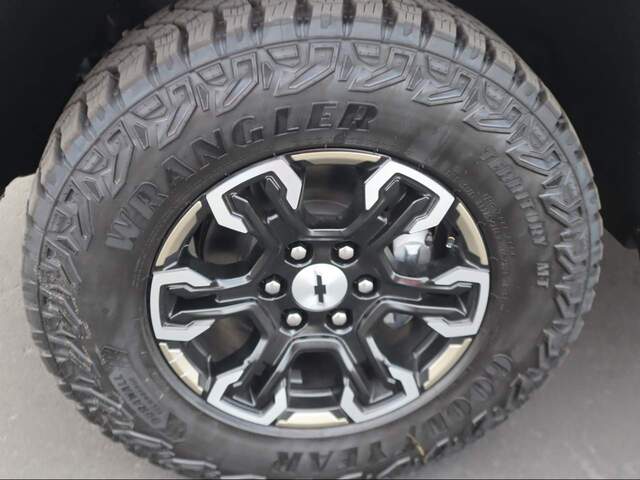 2024 Chevrolet Silverado 1500 Crew Cab ZR2 4WD