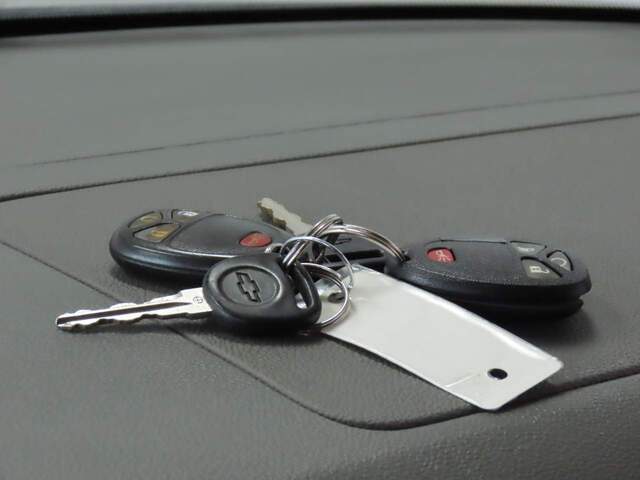 2011 Chevrolet Avalanche LTZ Crew Cab