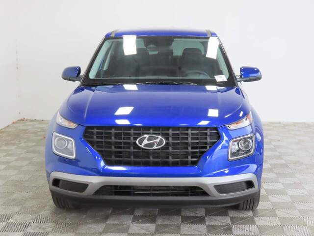 2025 Hyundai VENUE SE
