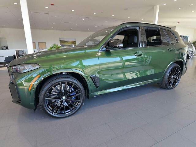 2024 BMW X5 M60i