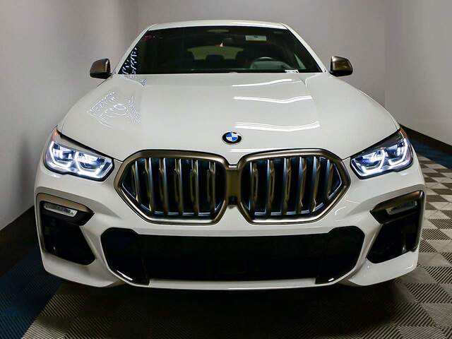 2021 BMW X6 M50i