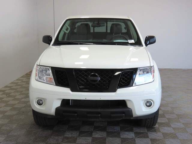 2021 Nissan Frontier SV Crew Cab