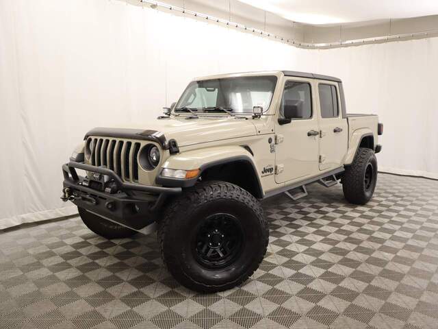 2020 Jeep Gladiator Sport Crew Cab