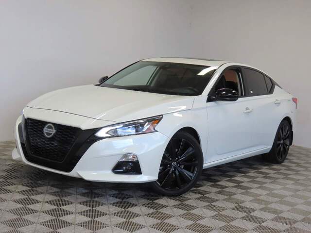 2022 Nissan Altima 2.5 SR
