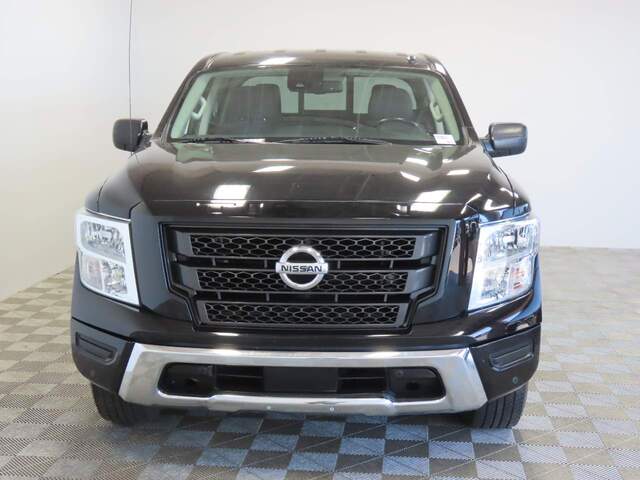 2021 Nissan Titan SV Crew Cab