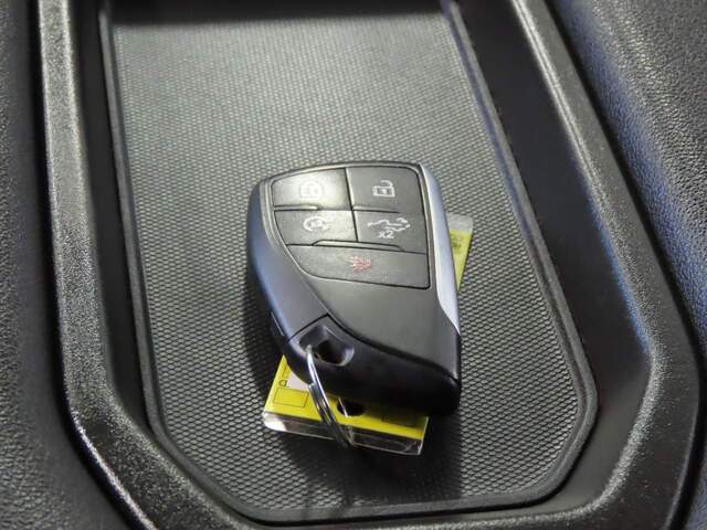 2024 Chevrolet Silverado 1500 LT Crew Cab