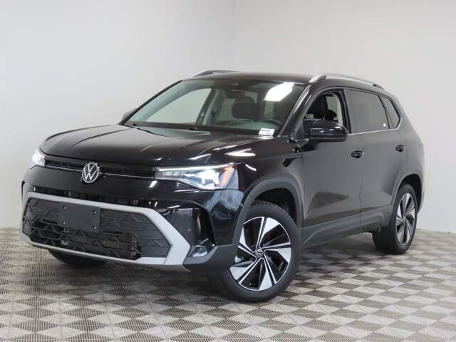2025 Volkswagen Taos SE 4Motion