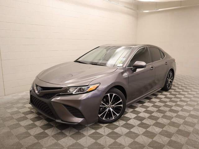 2020 Toyota Camry Hybrid SE