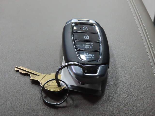 2019 Hyundai SANTA FE SEL 2.4L