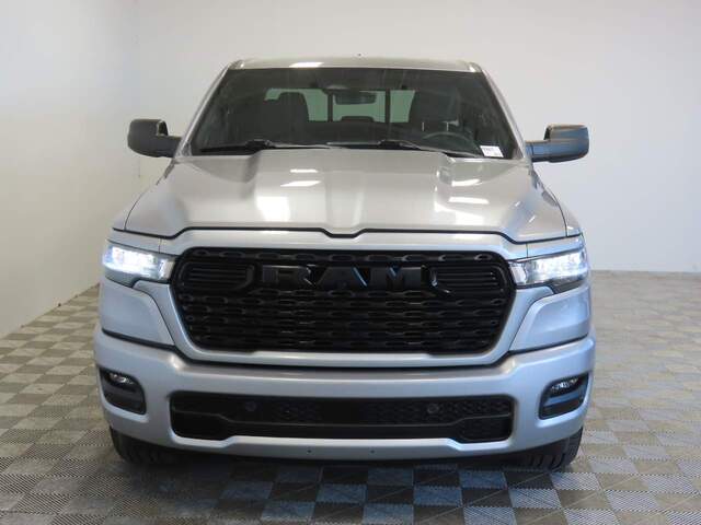2025 Ram 1500 Tradesman Crew Cab