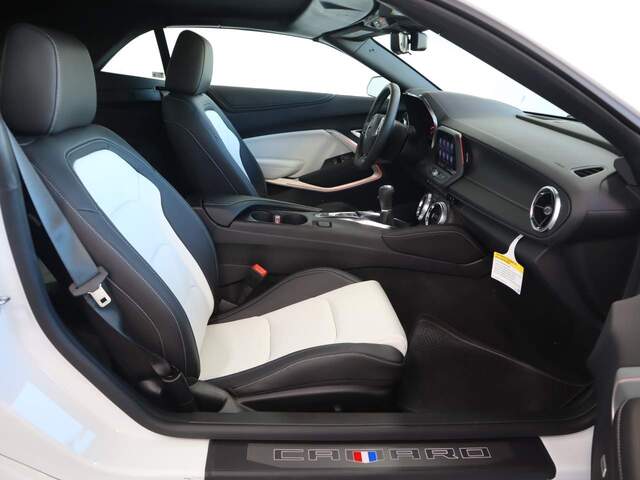 2024 Chevrolet Camaro Convertible 2LT