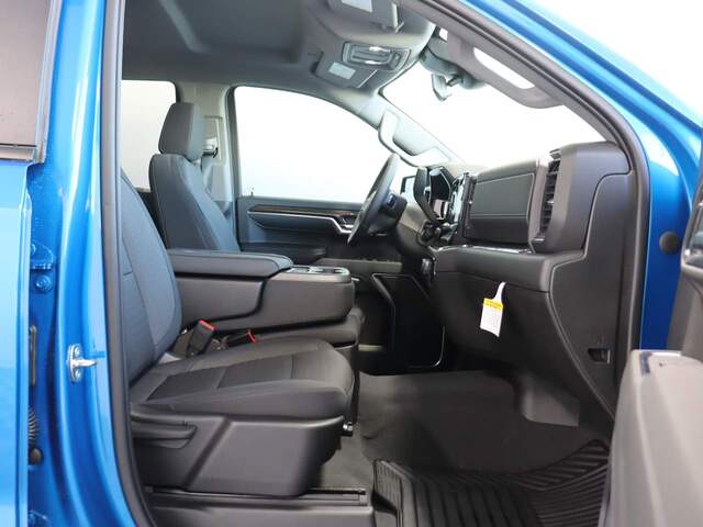 2023 Chevrolet Silverado 1500 Crew Cab 1LT