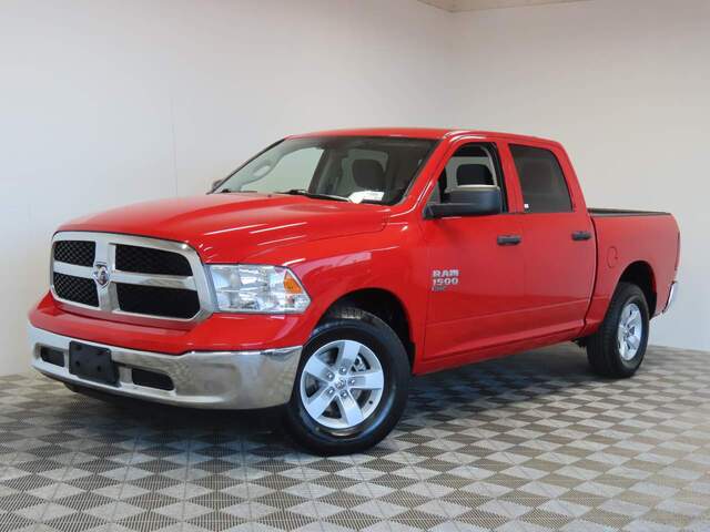 2022 Ram 1500 Classic SLT Crew Cab