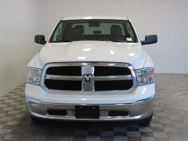 2022 Ram 1500 Classic SLT Crew Cab