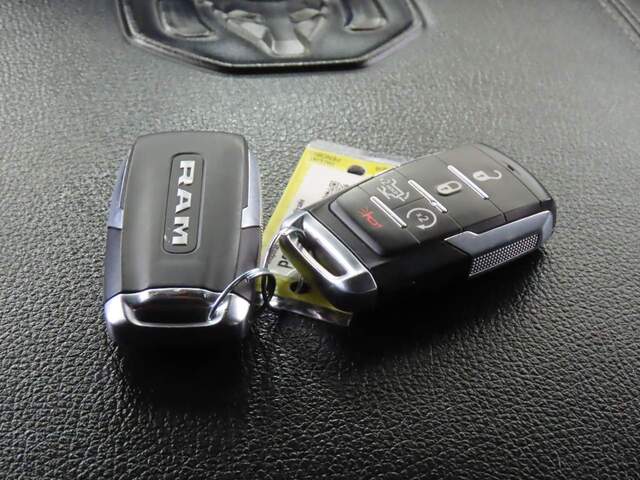 2025 Ram 1500 Laramie Crew Cab