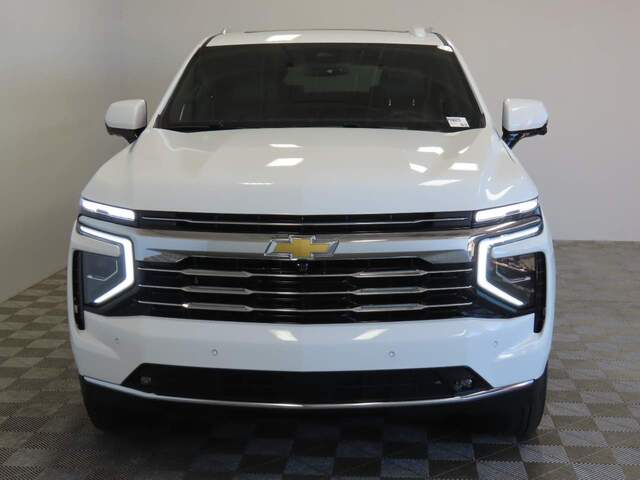 2025 Chevrolet Suburban LT