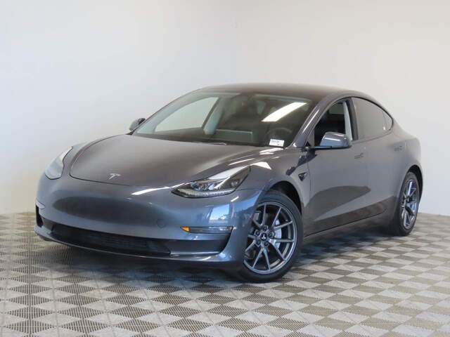 2022 Tesla Model 3 Long Range