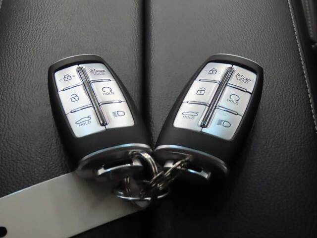 2024 Genesis G80 2.5T