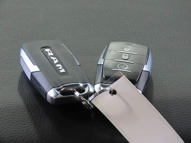 2025 Ram 1500 Laramie Crew Cab
