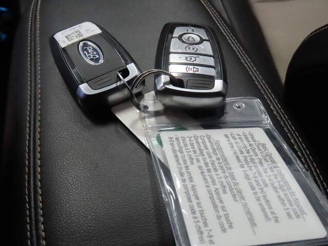 2022 Ford Escape Plug-In Hybrid Titanium