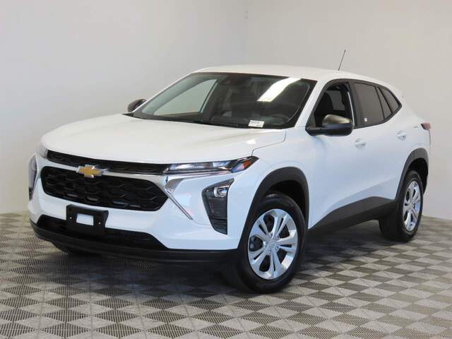 2025 Chevrolet Trax LS