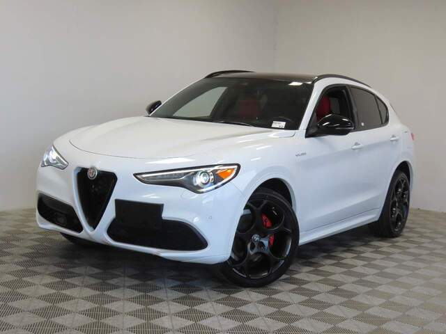2023 Alfa Romeo Stelvio Veloce