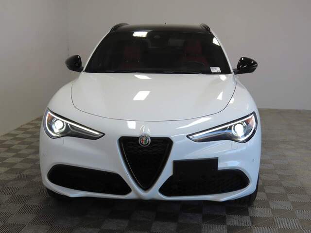 2023 Alfa Romeo Stelvio Veloce