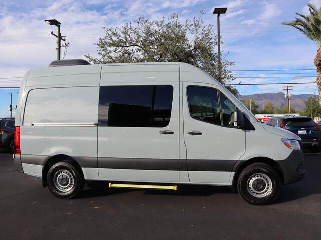 2024 Mercedes-Benz Sprinter 2500