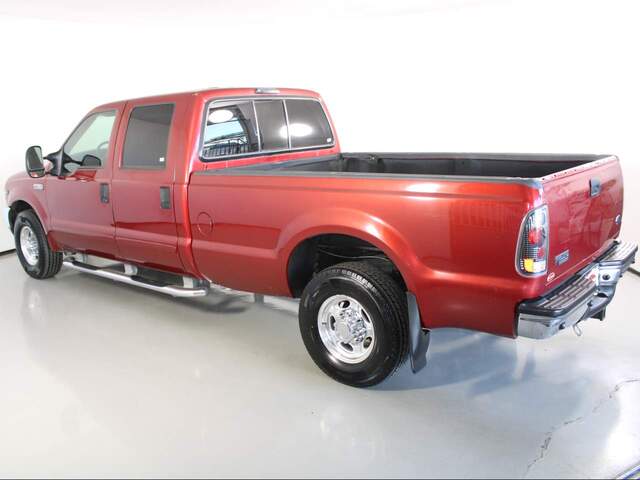 2002 Ford F-250 Super Duty Lariat Crew Cab