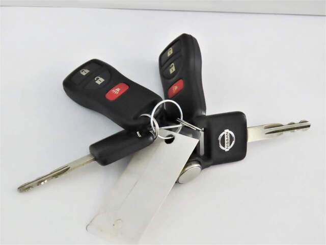 2014 Nissan Titan SL Crew Cab