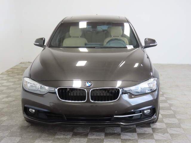 2017 BMW 3-Series 330e iPerformance