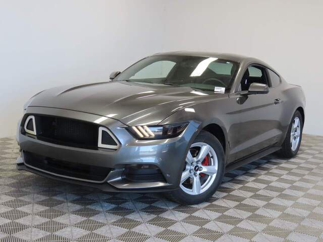 2016 Ford Mustang V6