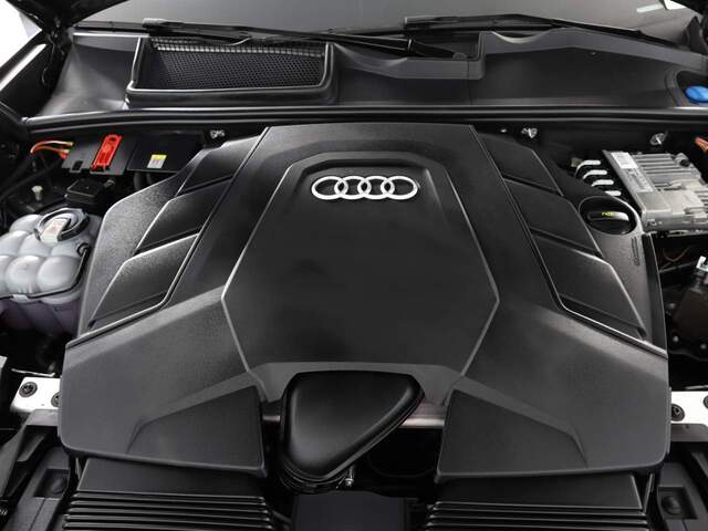 2022 Audi Q8 quattro Prestige 55 TFSI
