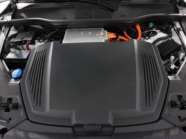 2019 Audi e-tron quattro Prestige